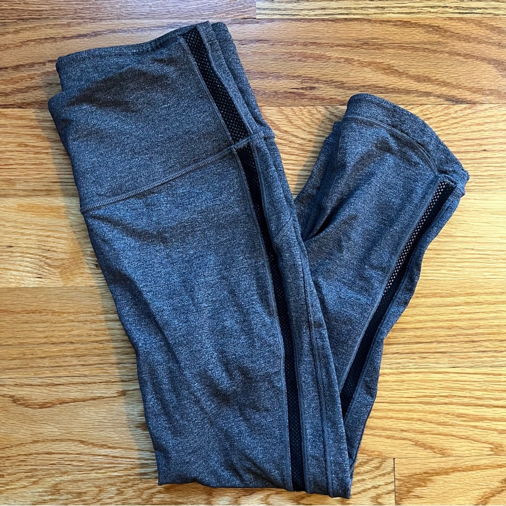 Lululemon Hit It Crop Leggings Heathered Black Reflective Mesh Running size 6